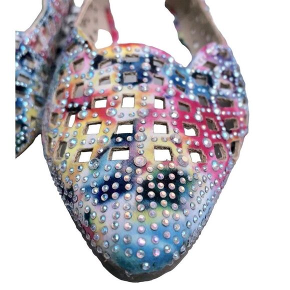 IT’S OK Gorgeous Lattice Floral and Rhinestone Pointy Toe Ballet Flats - Picture 3 of 10